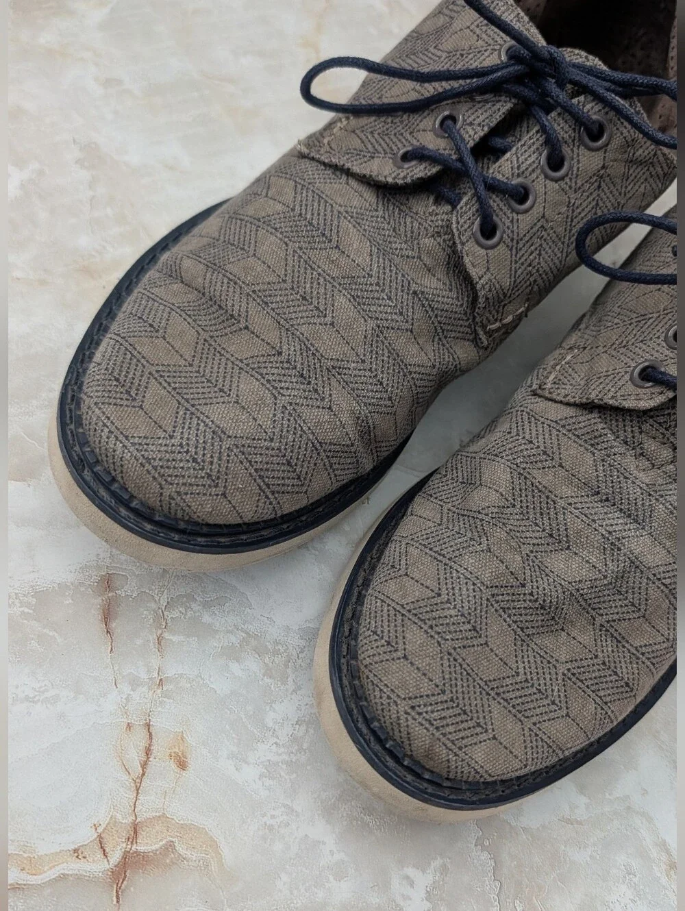 Toms men shoes